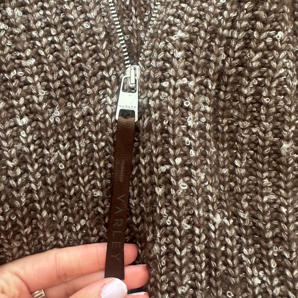 Varley Pullover - image 3